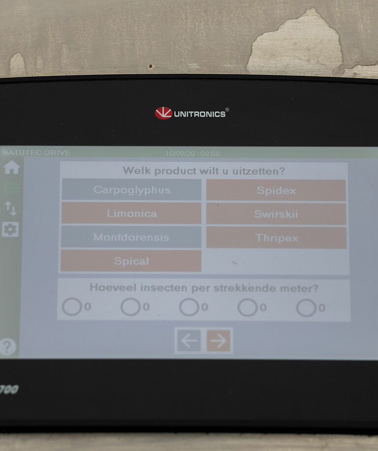 Choose the product and the amount of insects per running meter
